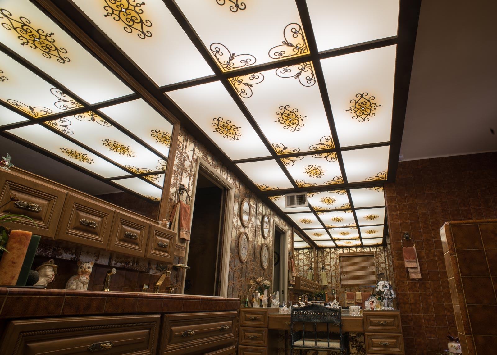 Fluorescent online light custom